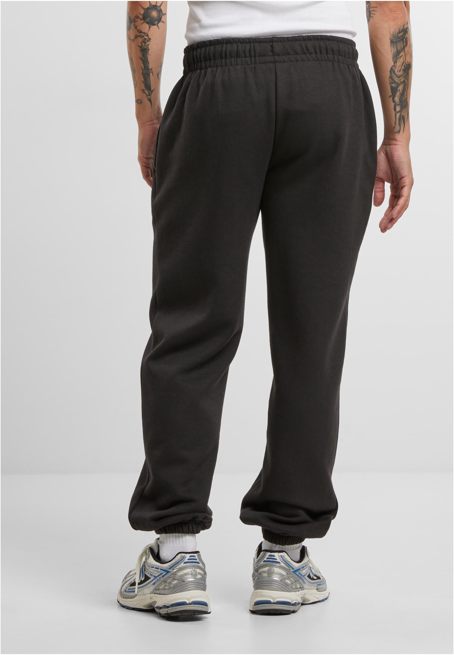 Urban Classics Essential Sweatpants - Black