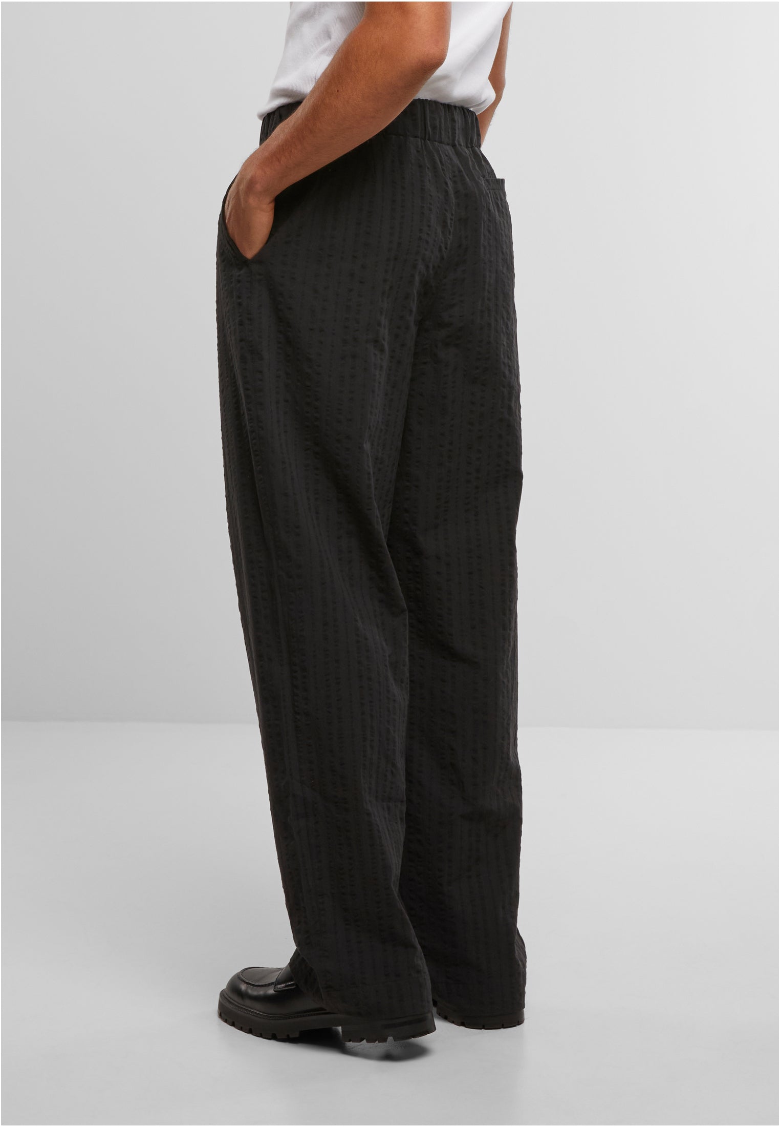 Urban Classics Loose Seersucker Pants